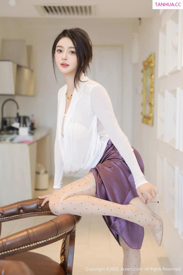   [XiuRen]高清写真图 2025.04.25 No.10201 Candy糖糖 诱人肉丝第15张图片